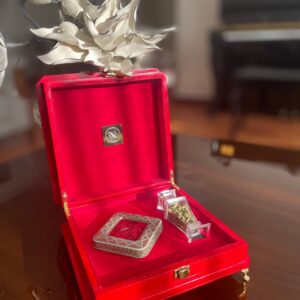 باکس هدیه چوبی ۲۵*۲۵ سه مثقال زعفران بیست گرم هل